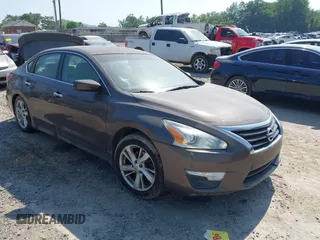 2013 Nissan Altima SV with VIN 1N4AL3AP9DC912306, listed as a IAAI auction lot 42547455 with 184,854 mi miles and . Bid and sale history available at DreamBid. Image 1.