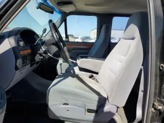 1995 Ford F-150 with VIN 1FTEF15H3SLB89379, listed as a Copart auction lot 43932695 with 0 mi miles and Clean Title. Bid and sale history available at carsss.com. Image 7.