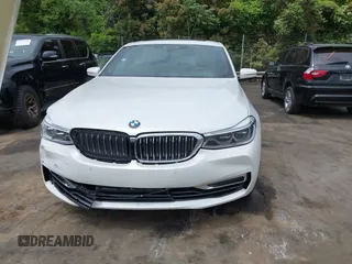 2019 BMW 6 Series 640i xDrive z VIN WBAJV6C56KBK09053, wystawiony jako IAAI lot #42108336 z przebiegiem 55 176 mil mil oraz . Historia ofert i sprzedaży dostępna na DreamBid. Obrazek 12.