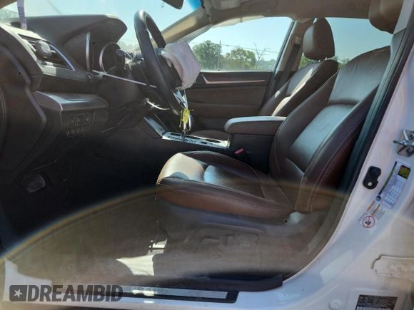 2018 Subaru Outback Touring with VIN 4S4BSETC1J3303497, listed as a Copart auction lot 61995105 with 40,472 mi miles and Salvage title. Bid and sale history available at DreamBid. Image 7.