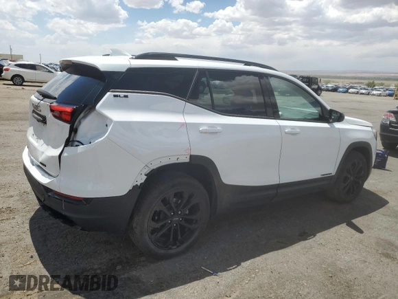2020 GMC Terrain SLE z VIN 3GKALTEV4LL159004, wystawiony jako Copart lot #55694315 z przebiegiem 18 644 mil mil oraz Szkoda całkowita • Salvage title. Historia ofert i sprzedaży dostępna na DreamBid. Obrazek 3.