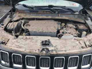 2018 Jeep Compass Altitude z VIN 3C4NJDBB2JT432456, wystawiony jako IAAI lot #42295863 z przebiegiem Nie podano mil oraz . Historia ofert i sprzedaży dostępna na DreamBid. Obrazek 10.