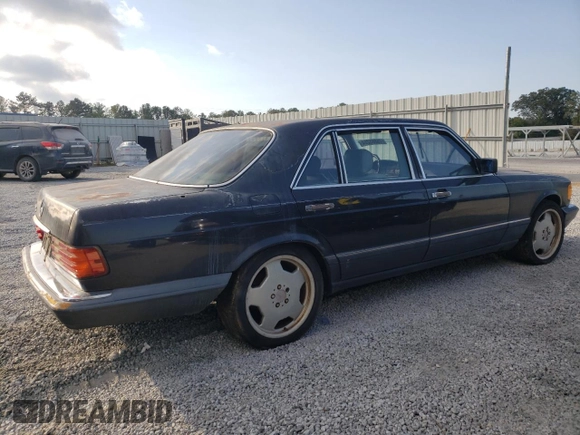 1990 Mercedes-Benz 560 with VIN WDBCA39E8LA508059, listed as a Copart auction lot 75865254 with 222,616 mi miles and Clean Title. Bid and sale history available at DreamBid. Image 3.