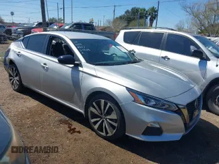 2022 Nissan Altima 2.5 SR with VIN 1N4BL4CV4NN419547, listed as a IAAI auction lot 41651392 with 44,429 mi miles. Bid and sale history available at carsss.com. Image 1.
