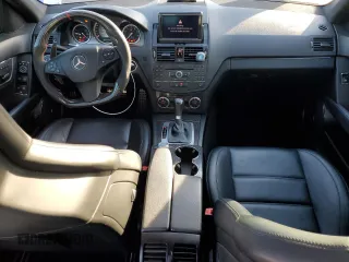2009 Mercedes-Benz C 63 AMG with VIN WDDGF77X09F344369, listed as a Copart auction lot 71540514 with 221,938 mi miles and Non Repairable. Bid and sale history available at DreamBid. Image 8.