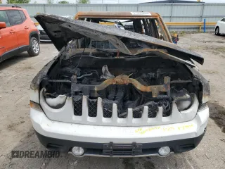2016 Jeep Patriot High Altitude with VIN 1C4NJPFA0GD502487, listed as a Copart auction lot 57084085 with Not provided miles and Non repairable. Bid and sale history available at DreamBid. Image 5.