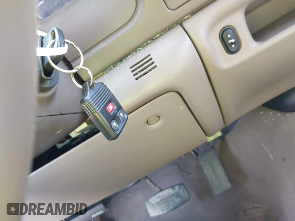 2004 Ford Excursion Limited with VIN 1FMNU43S44EA06760, listed as a IAAI auction lot 42096523 with 97,144 mi miles and . Bid and sale history available at DreamBid. Image 11.