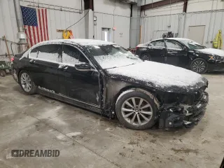 2021 BMW 7 Series 740i with VIN WBA7T2C09MCF07657, listed as a Copart auction lot 44993824 with 47,837 mi miles and Non repairable. Bid and sale history available at DreamBid. Image 4.