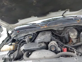 2003 Chevrolet Silverado 1500 LS with VIN 2GCEK19V631248623, listed as a IAAI auction lot 41980183 with 164,347 mi miles. Bid and sale history available at carsss.com. Image 10.