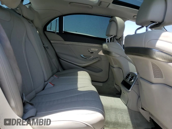 2015 Mercedes-Benz S 550 z VIN WDDUG8CB6FA170302, wystawiony jako Copart lot #57127035 z przebiegiem Nie podano mil oraz Szkoda całkowita • Salvage title. Historia ofert i sprzedaży dostępna na DreamBid. Obrazek 10.