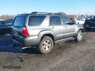 2007 Toyota 4Runner SR5 with VIN JTEBU14R870118007, listed as a IAAI auction lot 41380192 with 207,669 mi miles. Bid and sale history available at carsss.com. Image 4.