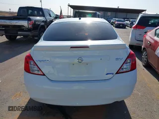 2014 Nissan Versa SV with VIN 3N1CN7AP6EL818719, listed as a IAAI auction lot 41958349 with 71,208 mi miles. Bid and sale history available at carsss.com. Image 15.