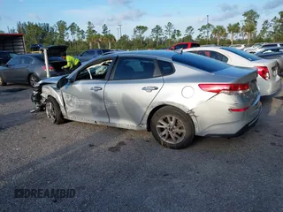 2020 Kia Optima SE z VIN 5XXGT4L33LG438808, wystawiony jako IAAI lot #41901977 z przebiegiem 111 126 mil mil oraz . Historia ofert i sprzedaży dostępna na DreamBid. Obrazek 19.