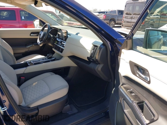 2022 Nissan Pathfinder SV with VIN 5N1DR3BAXNC239233, listed as a IAAI auction lot 41858513 with 32,632 mi miles and . Bid and sale history available at DreamBid. Image 5.