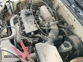 2000 Hyundai Accent z VIN KMHCG45G3YU034438, wystawiony jako IAAI lot #41356583 z przebiegiem 57 283 mil mil oraz . Historia ofert i sprzedaży dostępna na DreamBid. Obrazek 12.