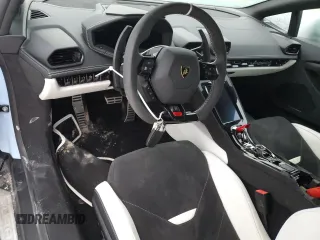 2024 Lamborghini Huracan z VIN ZHWUG7ZF0RLA28142, wystawiony jako Copart lot #77010504 z przebiegiem Nie podano mil oraz Szkody całkowita. Historia ofert i sprzedaży dostępna na DreamBid. Obrazek 8.