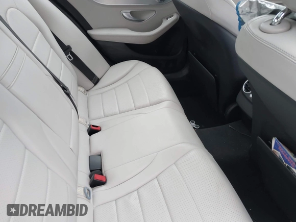2015 Mercedes-Benz C-Class C 300 Luxury with VIN 55SWF4KB4FU020761, listed as a IAAI auction lot 41859583 with 112,885 mi miles. Bid and sale history available at carsss.com. Image 8.