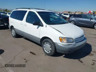 1999 Toyota Sienna LE с VIN 4T3ZF13CXXU140922, выставлен на аукционе IAAI как лот 42086940 с пробегом 180 897 миль миль и . История ставок и продаж доступна на DreamBid. Изображение 1.