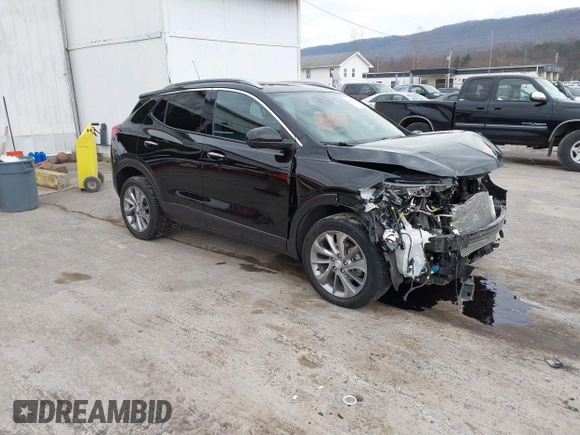 2022 Buick Encore GX Essence with VIN KL4MMGSLXNB136597, listed as a IAAI auction lot 40908220 with 28,855 mi miles. Bid and sale history available at carsss.com. Image 1.