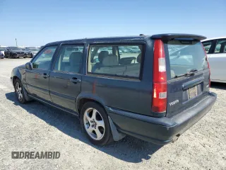 1998 Volvo V70 T5 with VIN YV1LW5346W2383926, listed as a Copart auction lot 48811945 with Not provided miles and Clean title. Bid and sale history available at DreamBid. Image 2.