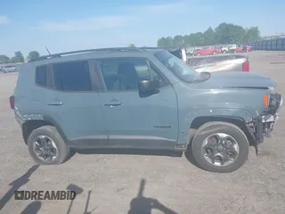 2017 Jeep Renegade Sport with VIN ZACCJBAB5HPF77358, listed as a IAAI auction lot 41988784 with 99,331 mi miles and . Bid and sale history available at carsss.com. Image 14.