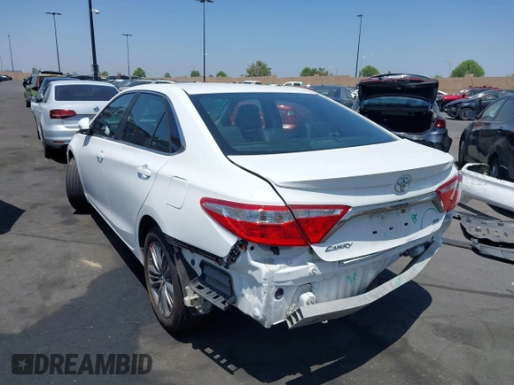 2017 Toyota Camry XLE z VIN 4T1BF1FK4HU377694, wystawiony jako IAAI lot #42375026 z przebiegiem 107 760 mil mil oraz . Historia ofert i sprzedaży dostępna na DreamBid. Obrazek 3.