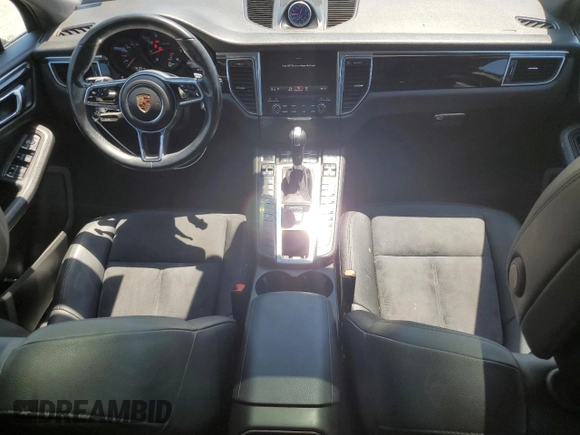 2017 Porsche Macan z VIN WP1AA2A51HLB02455, wystawiony jako Copart lot #65446845 z przebiegiem 74 195 mil mil oraz Szkoda całkowita • Salvage title. Historia ofert i sprzedaży dostępna na DreamBid. Obrazek 8.