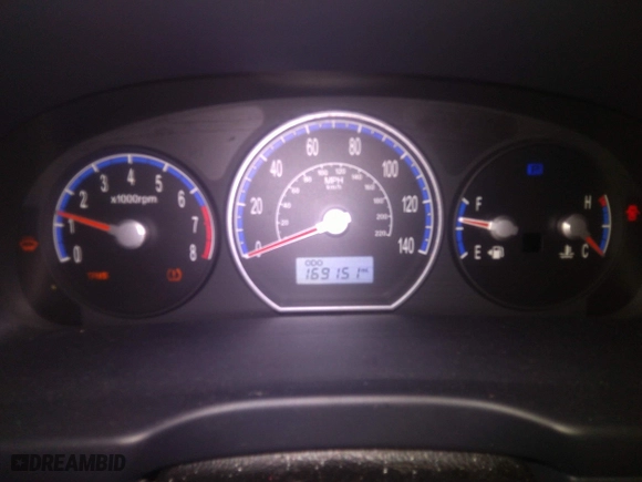 2009 Hyundai Santa Fe GLS with VIN 5NMSG13D89H247806, listed as a IAAI auction lot 40909738 with 169,151 mi miles. Bid and sale history available at carsss.com. Image 7.