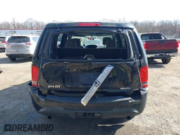 2014 Honda Pilot LX with VIN 5FNYF4H22EB015512, listed as a IAAI auction lot 41753515 with 152,287 mi miles and . Bid and sale history available at DreamBid. Image 16.