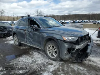 2023 Audi Q5 S line Premium with VIN WA1GAAFY3P2041102, listed as a Copart auction lot 45339405 with 0 mi miles and Salvage Title. Bid and sale history available at carsss.com. Image 4.