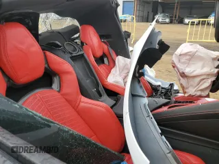 2021 Chevrolet Corvette 3LT z VIN 1G1YC2D48M5102649, wystawiony jako Copart lot #45245515 z przebiegiem Nie podano mil oraz Szkoda całkowita • Salvage title. Historia ofert i sprzedaży dostępna na DreamBid. Obrazek 11.