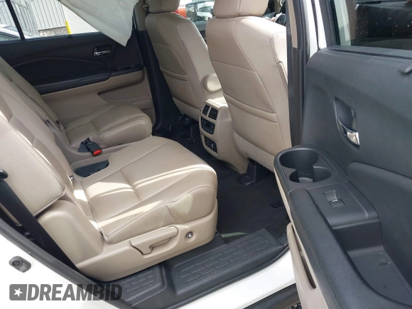 2016 Honda Pilot Elite with VIN 5FNYF6H05GB062868, listed as a IAAI auction lot 41804794 with 1 mi miles. Bid and sale history available at carsss.com. Image 8.