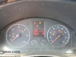 2006 Volkswagen Jetta 1.9L TDI with VIN 3VWST71K06M638552, listed as a Copart auction lot 55675875 with 255,095 mi miles and Salvage title. Bid and sale history available at DreamBid. Image 9.