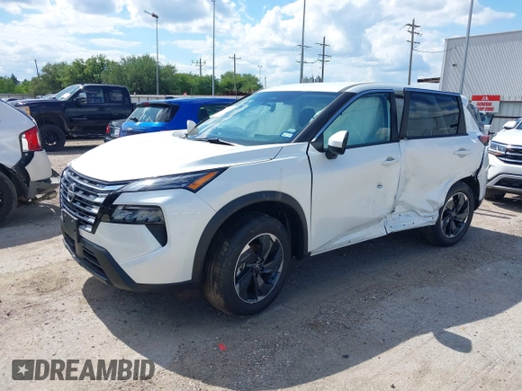 2025 Nissan Rogue SV with VIN 5N1BT3BA5SC828212, listed as a IAAI auction lot 42234352 with 1,256 mi miles and . Bid and sale history available at DreamBid. Image 19.