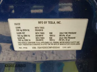 2022 Tesla Model Y Long Range z VIN 7SAYGDEE3NF455544, wystawiony jako IAAI lot #42123963 z przebiegiem 23 882 mil mil oraz . Historia ofert i sprzedaży dostępna na DreamBid. Obrazek 9.