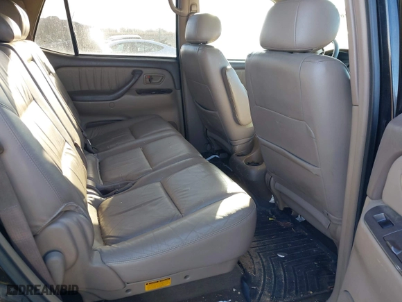 2003 Toyota Sequoia Limited with VIN 5TDBT48A73S146644, listed as a IAAI auction lot 41670937 with 254,916 mi miles. Bid and sale history available at carsss.com. Image 8.