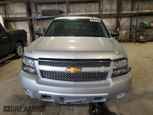 2013 Chevrolet Avalanche LS with VIN 3GNTKEE78DG130546, listed as a Copart auction lot 81317134 with 164,240 mi miles and Salvage Title. Bid and sale history available at carsss.com. Image 5.