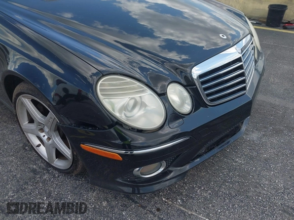 2009 Mercedes-Benz E 350 Luxury with VIN WDBUF56X99B388878, listed as a IAAI auction lot 41993375 with 279,917 mi miles and . Bid and sale history available at carsss.com. Image 12.