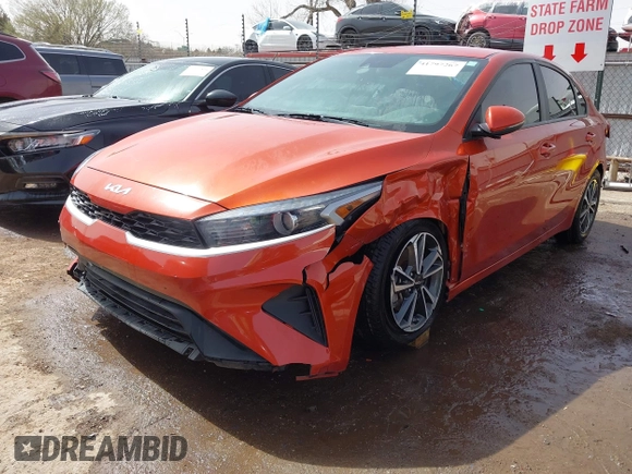 2022 Kia Forte LXS z VIN 3KPF24AD8NE434985, wystawiony jako IAAI lot #41797267 z przebiegiem 50 704 mil mil oraz . Historia ofert i sprzedaży dostępna na DreamBid. Obrazek 17.