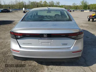 2024 Honda Accord Touring с VIN 1HGCY2F82RA063138, выставлен на аукционе Copart как лот 55148295 с пробегом 7 613 миль миль и Списание • Salvage title. История ставок и продаж доступна на DreamBid. Изображение 6.