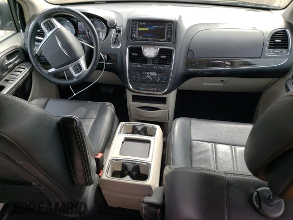 2013 Chrysler Town & Country Touring with VIN 2C4RC1BG1DR557946, listed as a Copart auction lot 49804785 with 86,526 mi miles and Salvage Title. Bid and sale history available at carsss.com. Image 8.