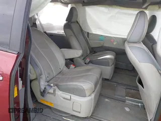 2013 Toyota Sienna XLE with VIN 5TDDK3DC0DS052412, listed as a IAAI auction lot 41850630 with Not Provided miles and . Bid and sale history available at DreamBid. Image 8.