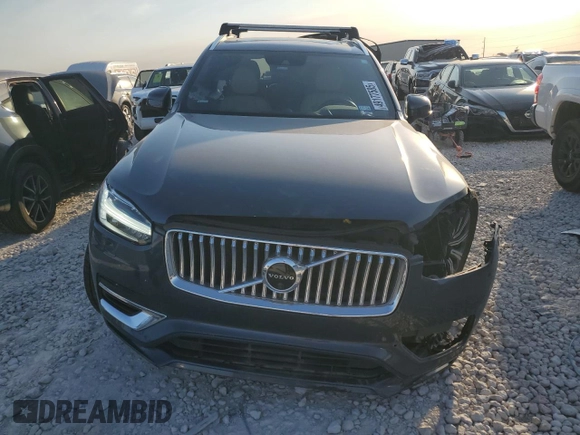 2021 Volvo XC90 Inscription Expression with VIN YV4BR0CL1M1731070, listed as a Copart auction lot 49177585 with 85,032 mi miles and Salvage Title. Bid and sale history available at carsss.com. Image 5.