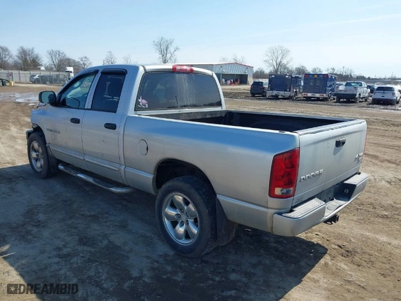 2004 Dodge Ram 1500 SLT with VIN 1D7HU18D64S775519, listed as a IAAI auction lot 41758202 with 176,412 mi miles. Bid and sale history available at carsss.com. Image 3.