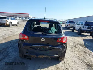2011 Volkswagen Tiguan SE with VIN WVGBV7AX1BW502770, listed as a IAAI auction lot 41739698 with 160,556 mi miles and . Bid and sale history available at DreamBid. Image 6.