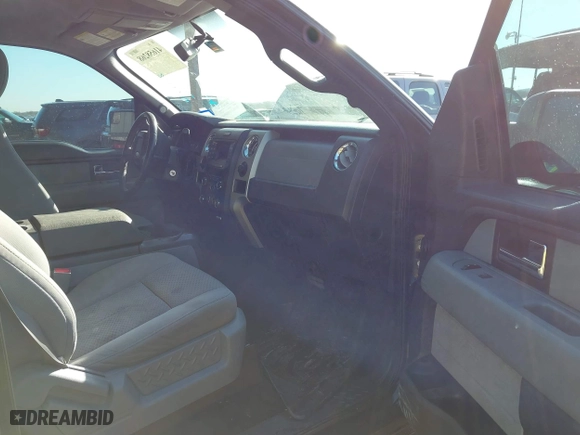 2013 Ford F-150 XL with VIN 1FTEW1CM8DKD11095, listed as a IAAI auction lot 41658268 with 215,583 mi miles. Bid and sale history available at carsss.com. Image 5.