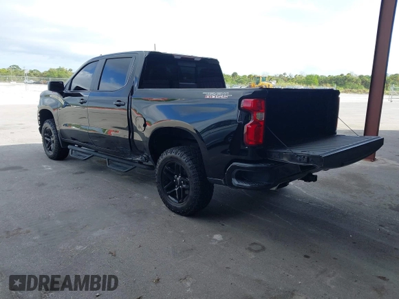 2021 Chevrolet Silverado 1500 LT Trail Boss with VIN 1GCPYFED2MZ127842, listed as a IAAI auction lot 41600761 with 70,630 mi miles and . Bid and sale history available at DreamBid. Image 3.