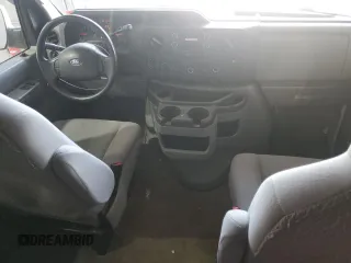 2012 Ford Econoline Passenger XL с VIN 1FBSS3BLXCDB11927, выставлен на аукционе Copart как лот 53880895 с пробегом 125 957 миль миль и Списание • Salvage title. История ставок и продаж доступна на DreamBid. Изображение 8.