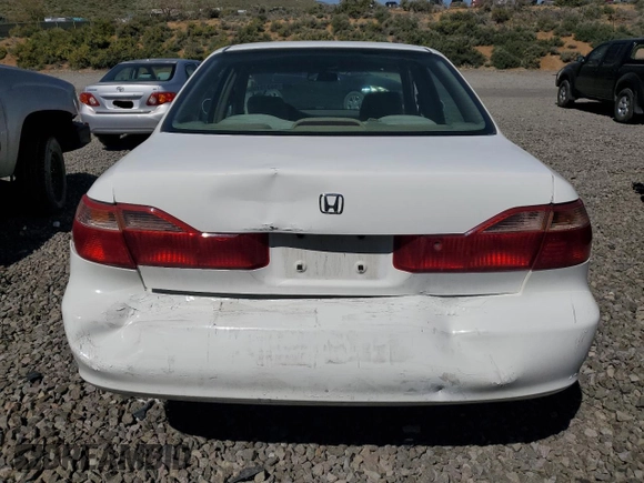 1998 Honda Accord LX z VIN 1HGCG5649WA145400, wystawiony jako Copart lot #56373105 z przebiegiem 319 020 mil mil oraz Szkoda całkowita • Salvage title. Historia ofert i sprzedaży dostępna na DreamBid. Obrazek 6.