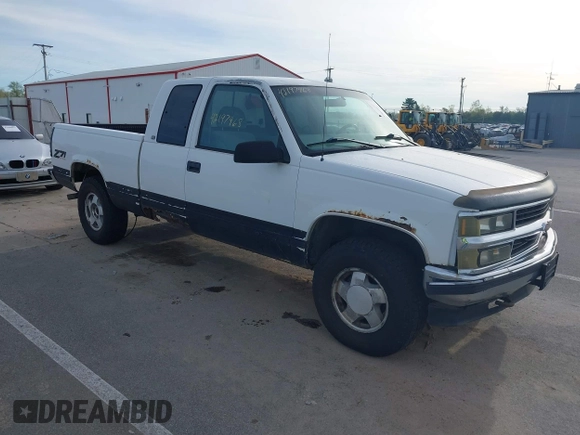 1997 Chevrolet Silverado 1500 with VIN 1GCEK19R5VE232708, listed as a IAAI auction lot 42197468 with 208,458 mi miles and . Bid and sale history available at DreamBid. Image 1.
